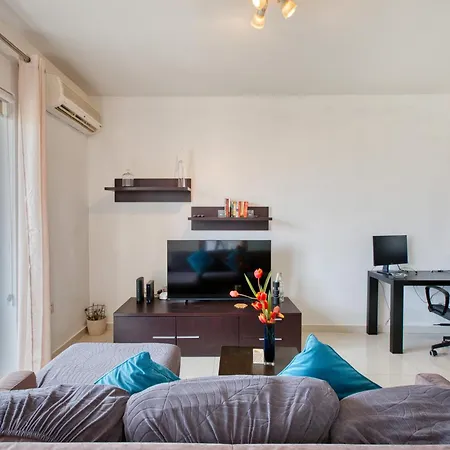 Cozy 2 Bedroom In Swieqi Near St Julians And Paceville